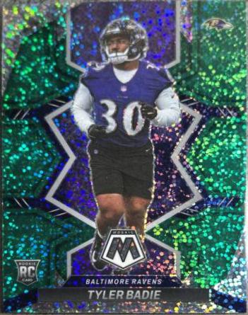 Tyler Badie [Green Sparkle] #354