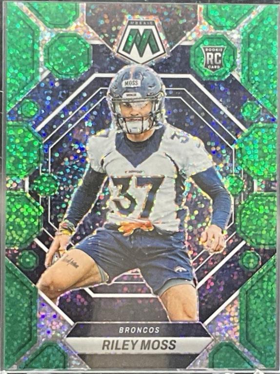 Riley Moss [Green Sparkle] #358