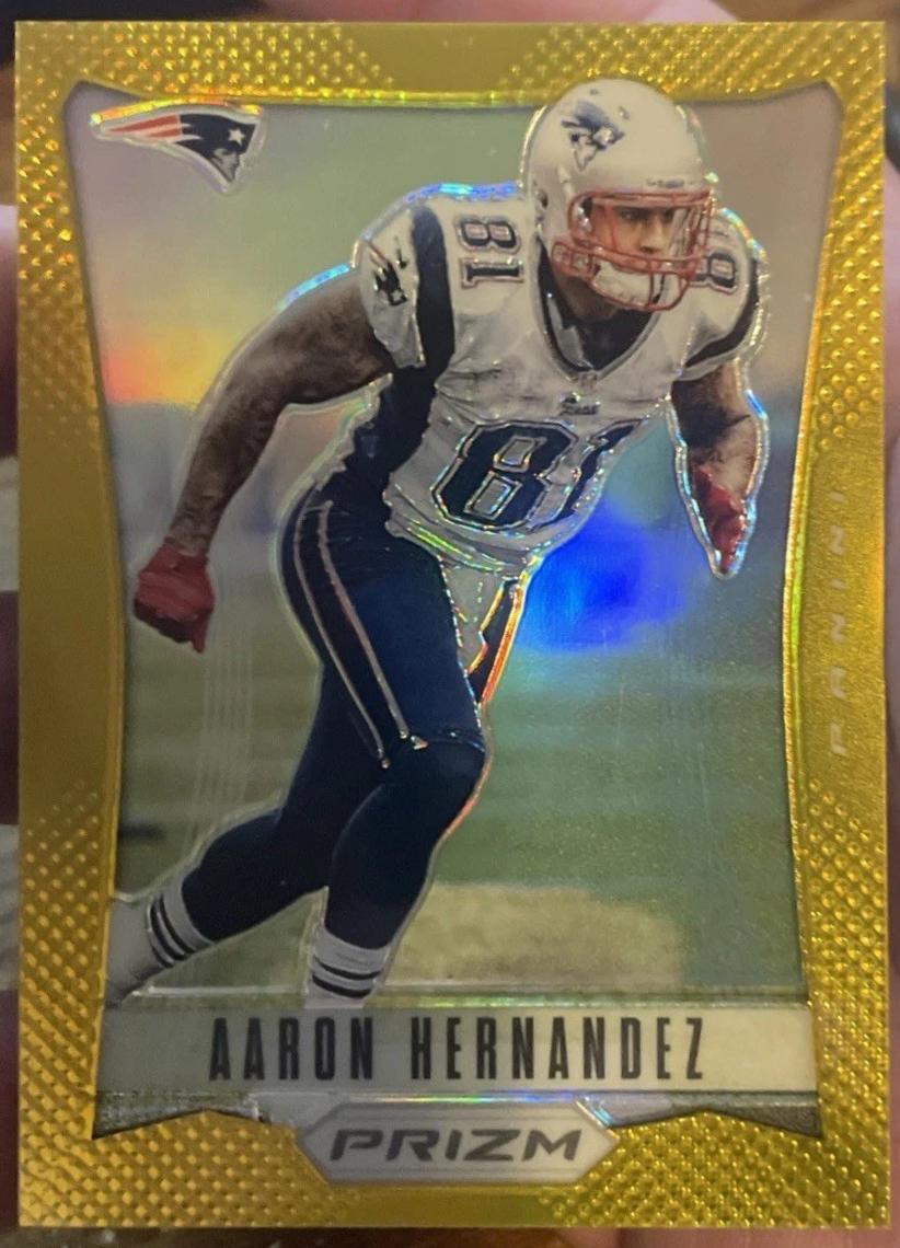 Aaron Hernandez [Gold] #111