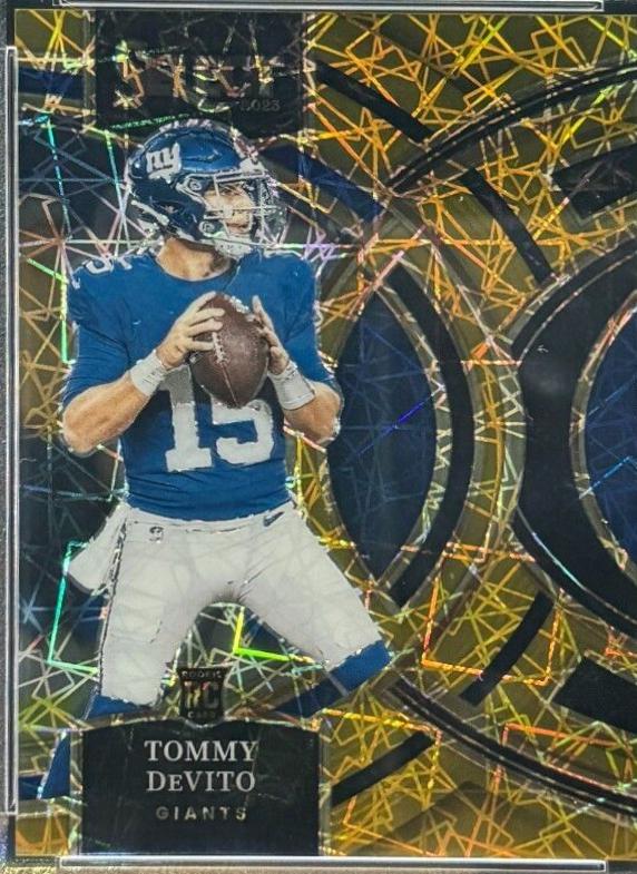 Tommy DeVito [Gold Prizm] #102