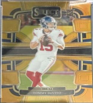 Tommy DeVito [Gold Prizm] #73