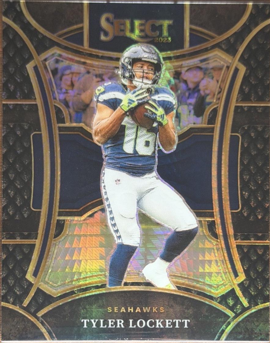 Tyler Lockett [Dragon Scale Black Prizm] #487