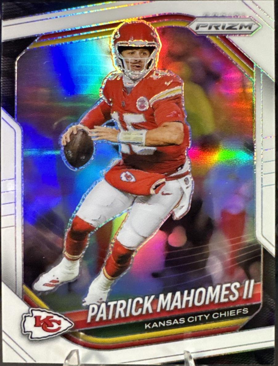 Patrick Mahomes II [White] #26
