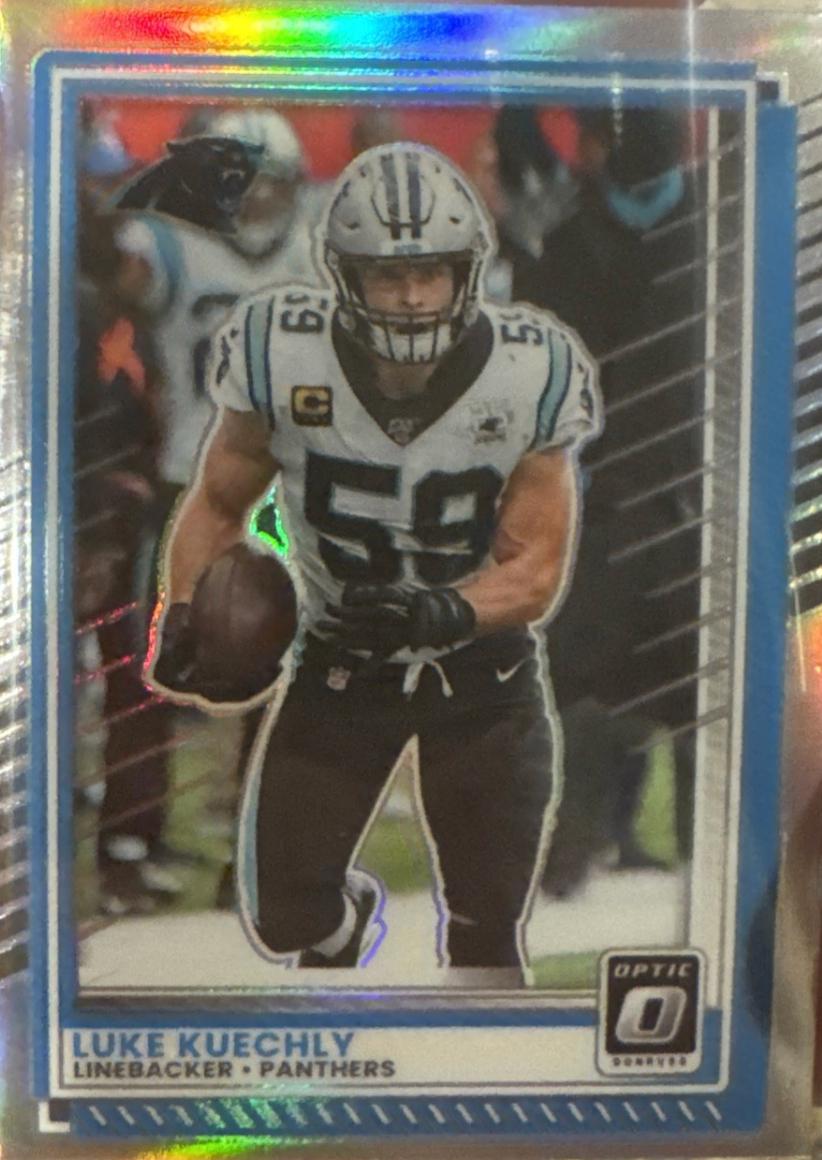 Luke Kuechly [Holo] #84