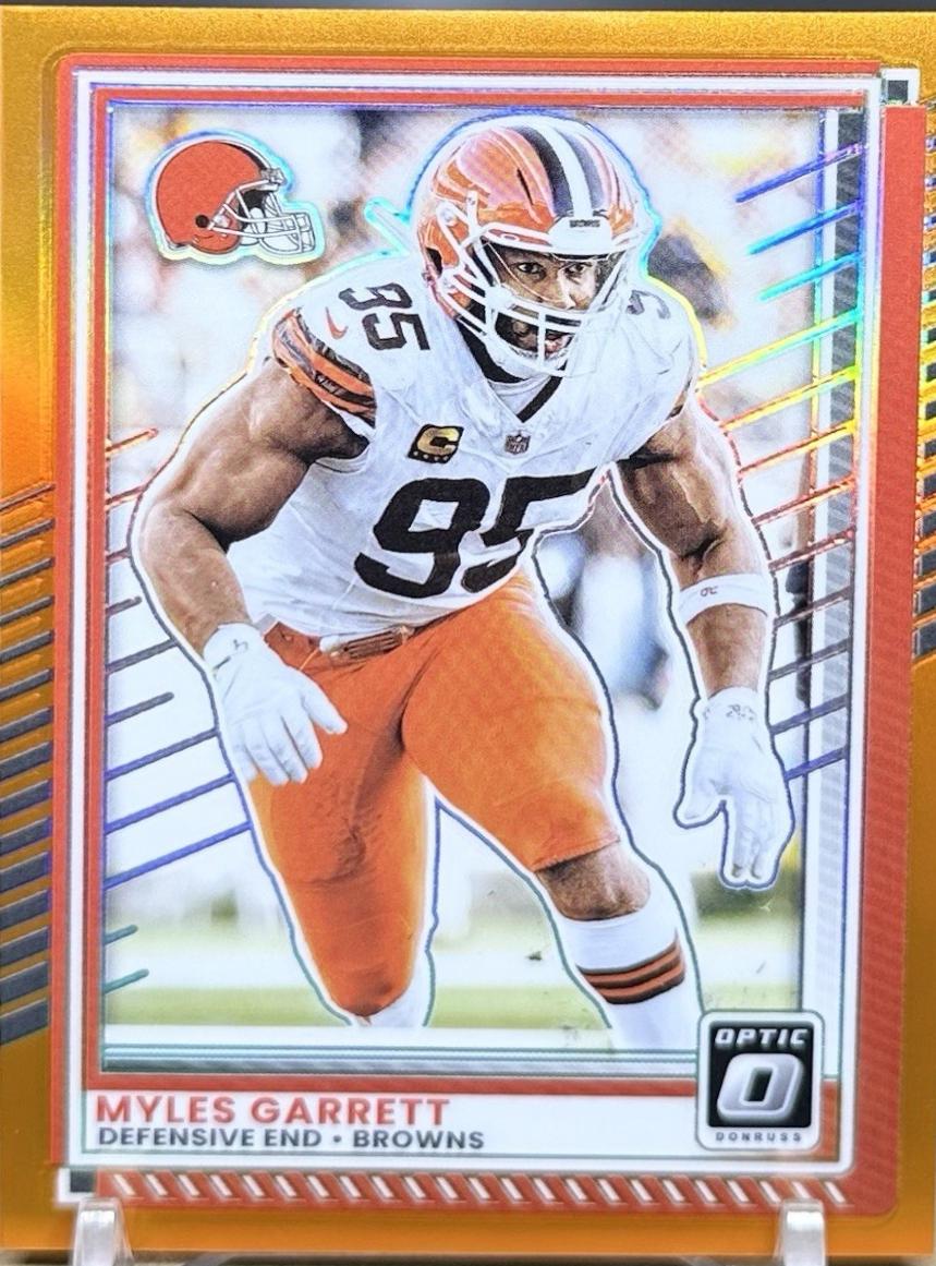 Myles Garrett [Orange] #158