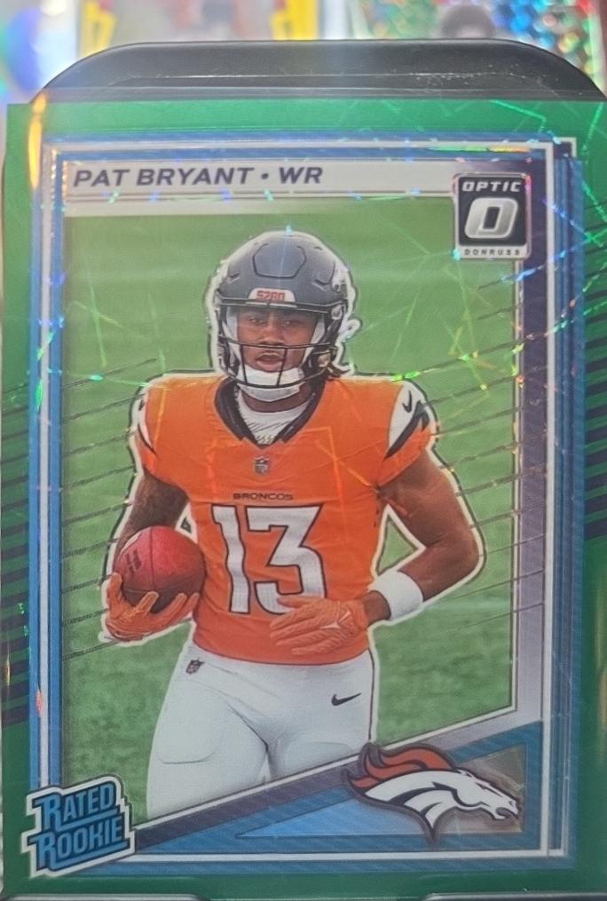 Pat Bryant [Green] #215