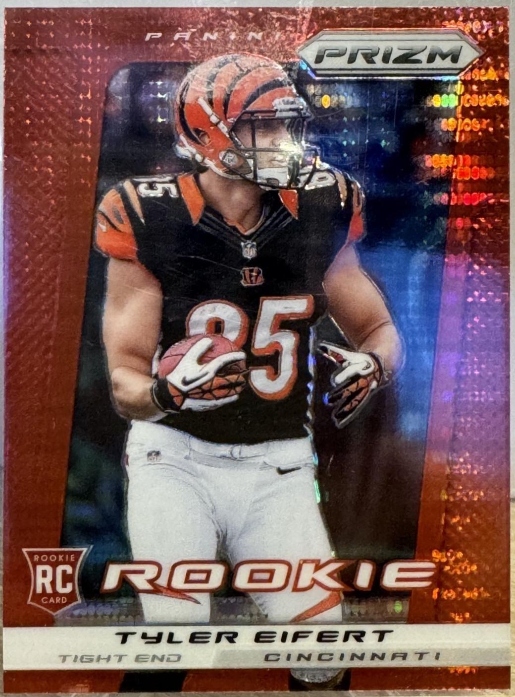 Tyler Eifert [Red Pulsar Prizm] #294