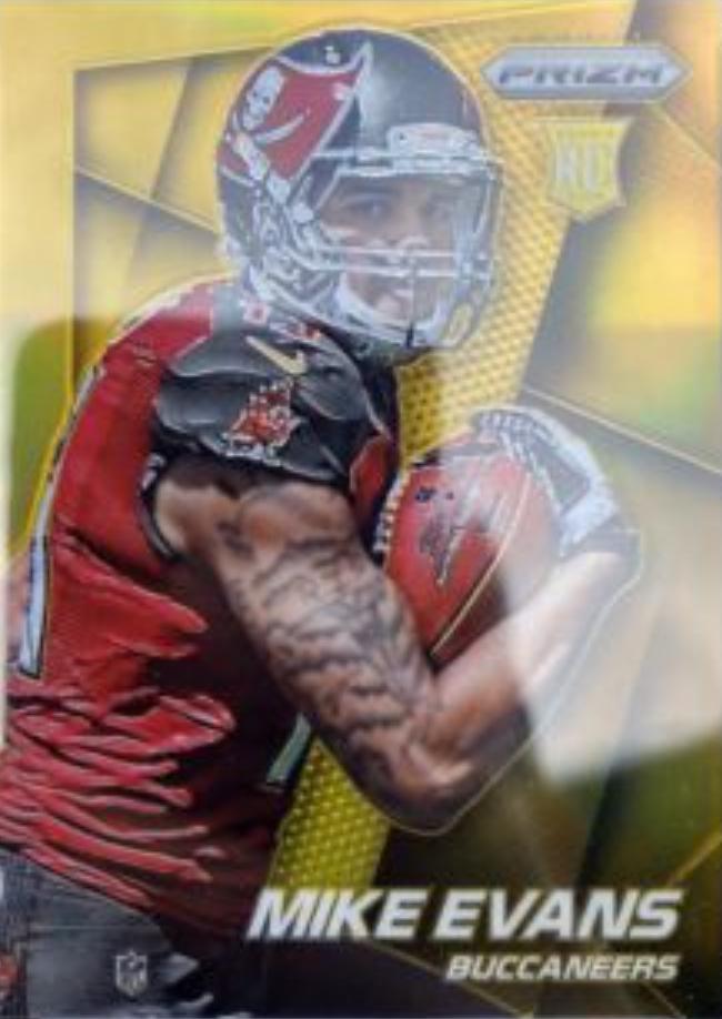 Mike Evans [Ball In Right Hand Gold Prizm] #216