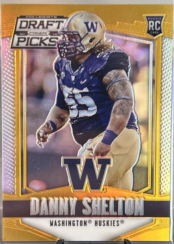 Danny Shelton [Gold Prizm] #111