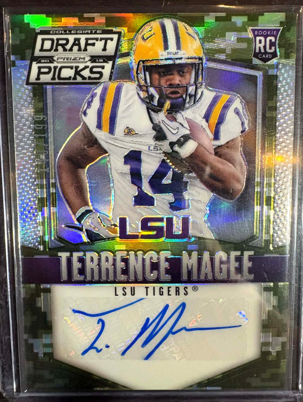 Terrence Magee [Autograph Camo Prizm] #240
