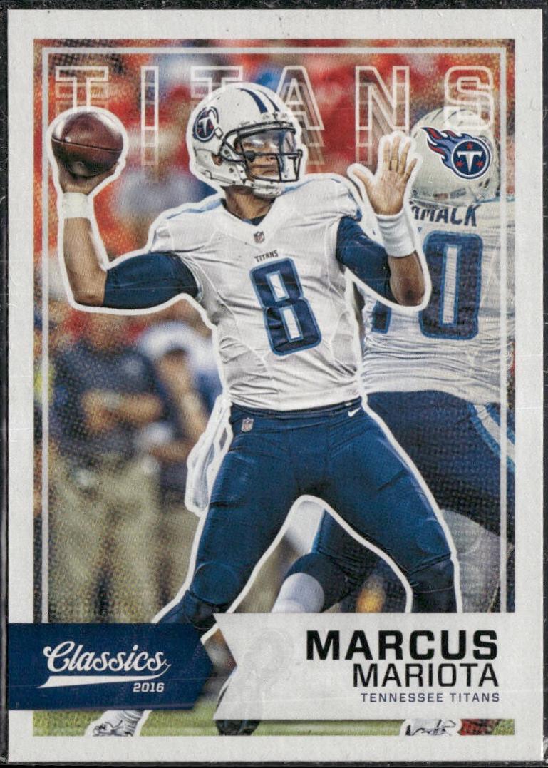 Marcus Mariota [One Hand on Ball] #75