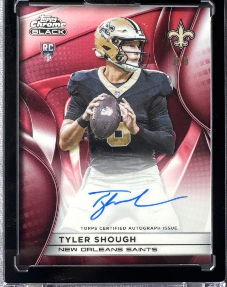 Tyler Shough [Red Refractor] #RAU-TS