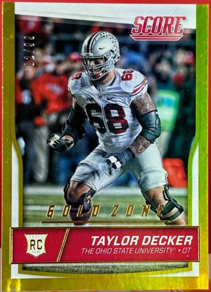 Taylor Decker [Jumbo Gold Zone] #388