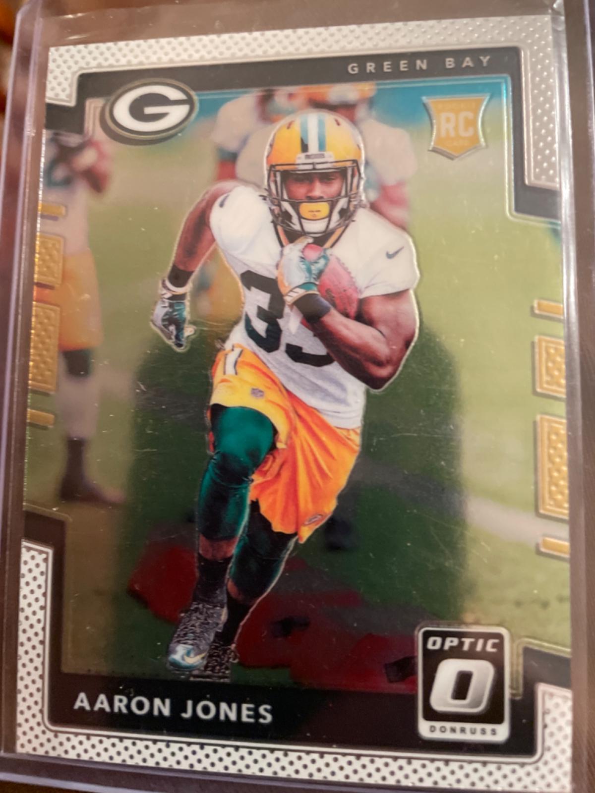 Aaron Jones #135