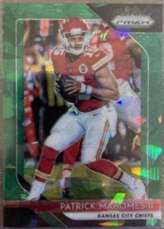 Patrick Mahomes II [Green Prizm Crystals] #102
