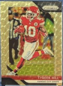 Tyreek Hill [Gold Prizm Vinyl] #103