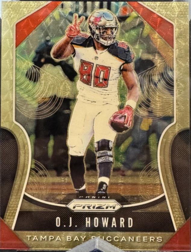 O.J. Howard [Gold Vinyl Prizm] #193