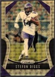 Stefon Diggs [Gold Vinyl Prizm] #125