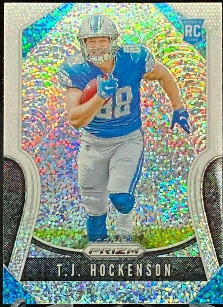 T.J. Hockenson [White Sparkle Prizm] #364