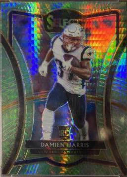 Damien Harris [Dragon Scale Prizm] #180