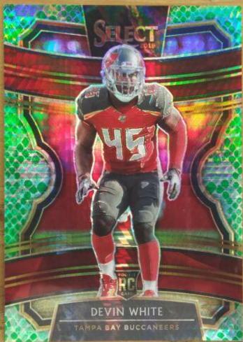 Devin White [Dragon Scale Prizm] #55