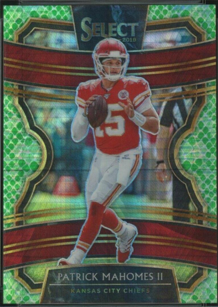 Patrick Mahomes II [Dragon Scale Prizm] #7