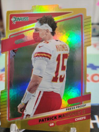 Patrick Mahomes II [SP Gold Die Cut Press Proof] #1
