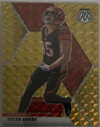 Tyler Eifert [Gold Wave] #50