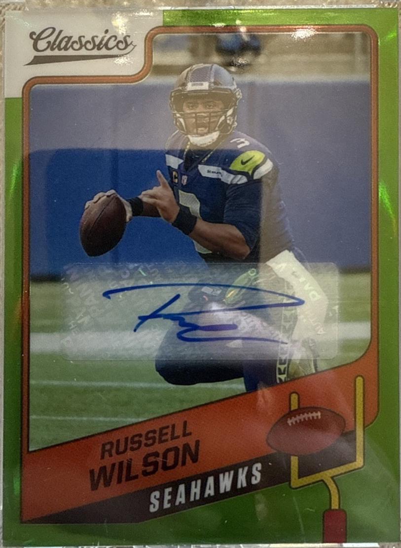 Russell Wilson [Premium Edition Significant Signature Green] #85