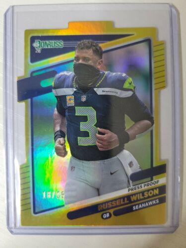 Russell Wilson [No Helmet Press Proof Gold Die Cut] #28