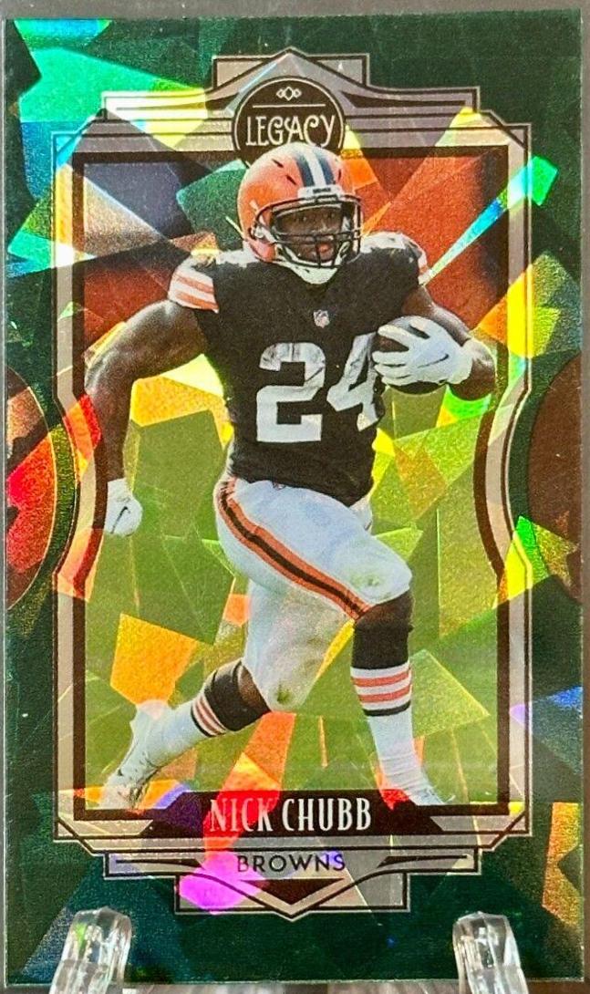 Nick Chubb [Premium Edition Yellow Diamond Mini] #21
