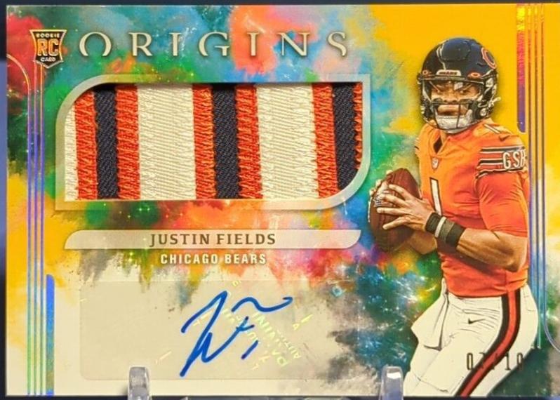 Justin Fields [Jumbo Jersey Autograph Gold] #153