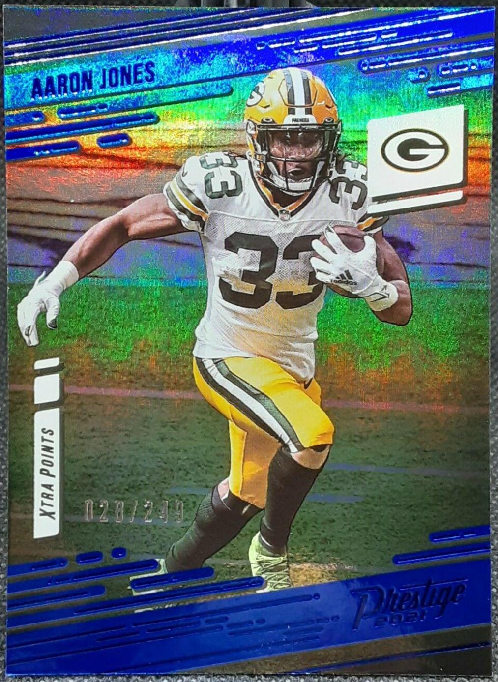 Aaron Jones [Xtra Points Green] #105