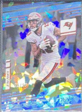 Mike Evans [Xtra Points Blue] #182