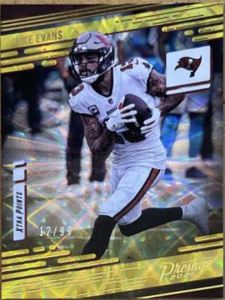 Mike Evans [Xtra Points Diamond] #182