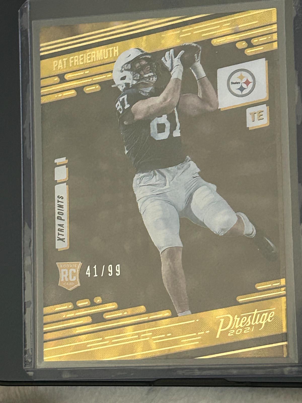 Pat Freiermuth [Xtra Points Gold] #232