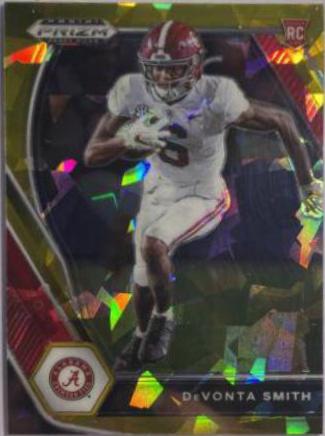 DeVonta Smith [Gold Prizm] #101