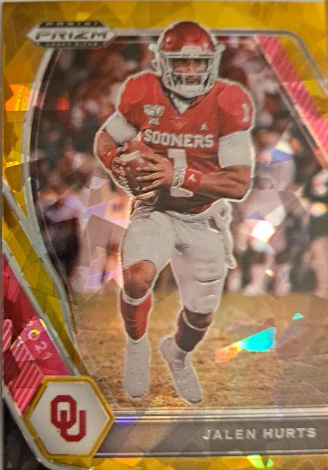 Jalen Hurts [Gold Prizm] #32