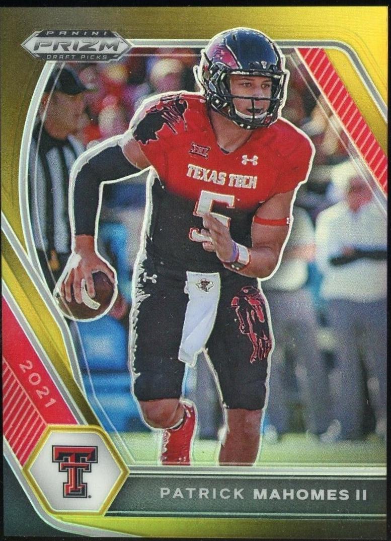 Patrick Mahomes II [Black Gold Prizm] #7
