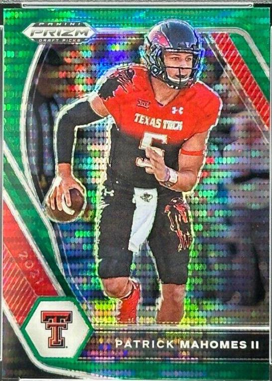Patrick Mahomes II [Green Pulsar Prizm] #7