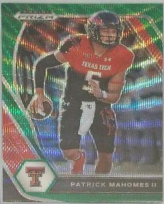Patrick Mahomes II [Green Wave Prizm] #7