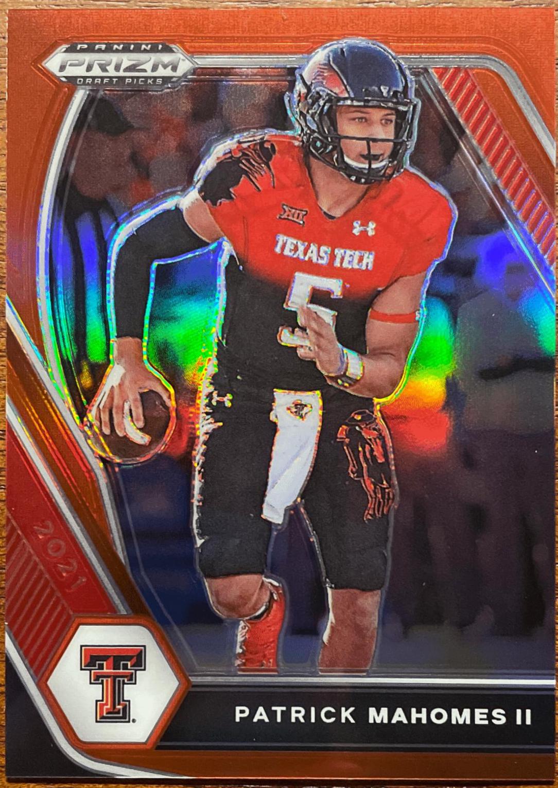 Patrick Mahomes II [Red Prizm] #7