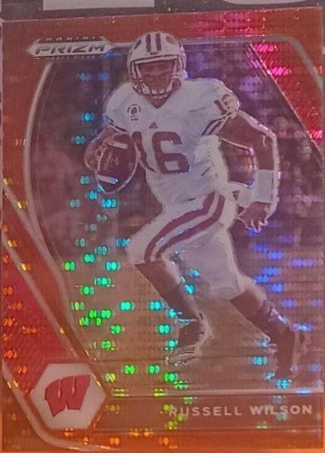 Russell Wilson [Red Pulsar Prizm] #8
