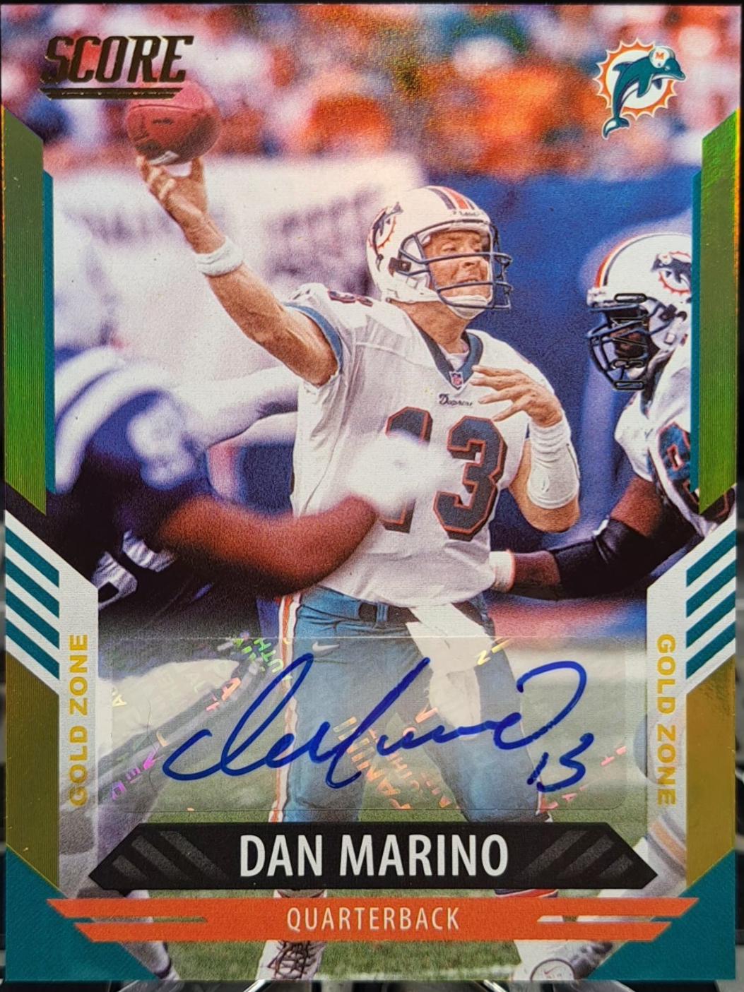 Dan Marino [Signature Gold Zone] #32