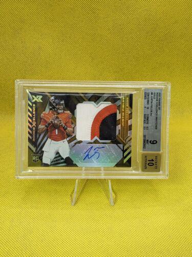 Justin Fields [Autograph Gold] #111