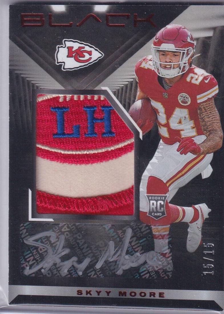 Skyy Moore [Patch Autograph Ruby] #219