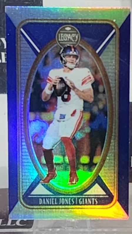 Daniel Jones [Premium Silver Mini] #72