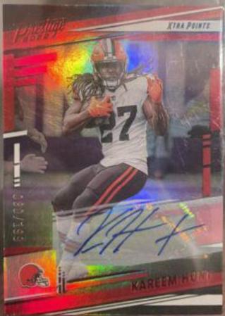 Kareem Hunt [Signature Red] #69