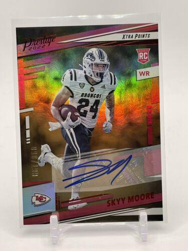 Skyy Moore [Signature Pink] #372