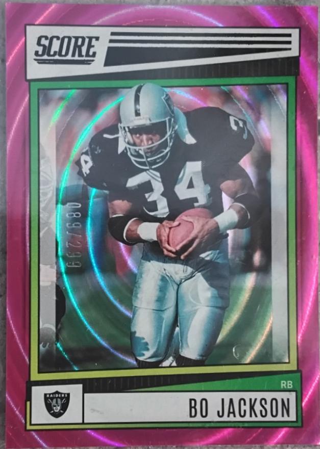 Bo Jackson [Refractor] #132